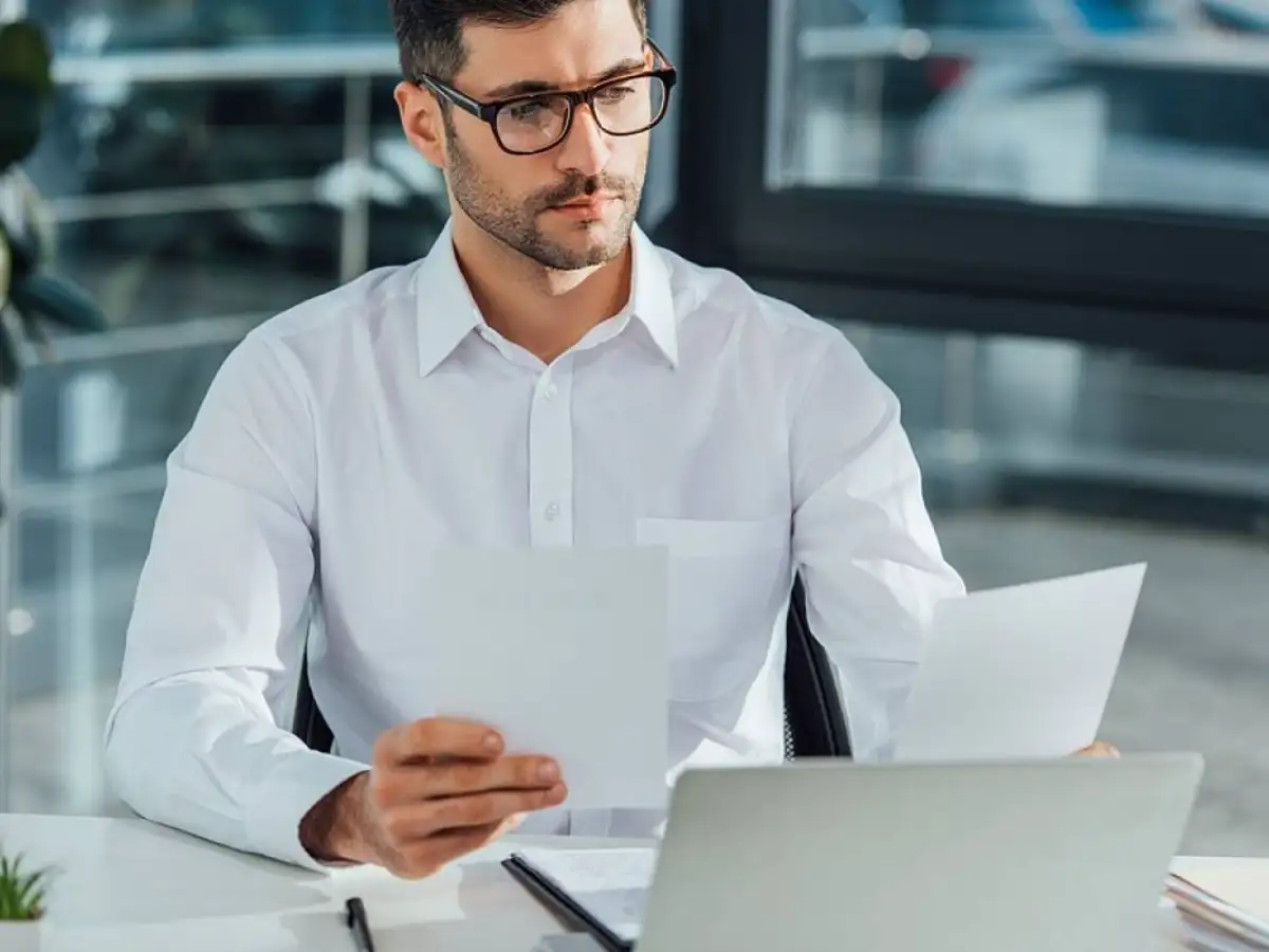 چگونه یک مترجم فریلنسر موفق شویم؟